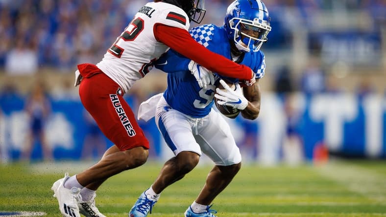 Sep 24, 2022; Lexington, Kentucky, USA; Kentucky Wildcats wide receiver Tayvion Robinson (9) receives a pass during the first quarter against the Northern Illinois Huskies at Kroger Field. Mandatory Credit: Jordan Prather-USA TODAY Sports