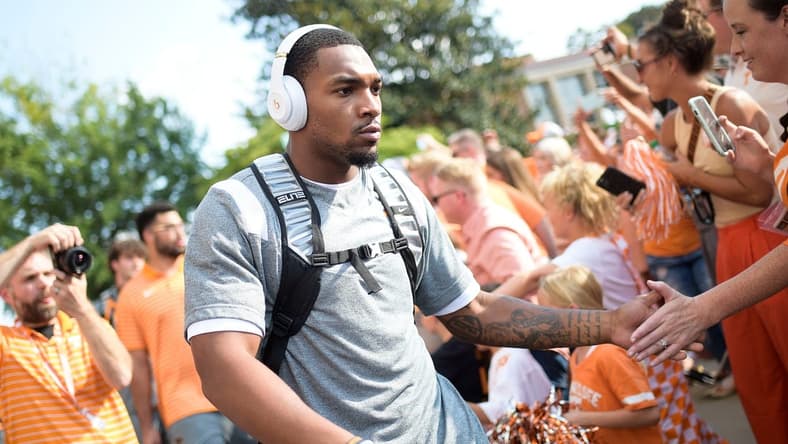 Jaylen McCollough during the Vol Walk ahead of a game between Tennessee and Akron at Neyland Stadium in Knoxville, Tenn. on Saturday, Sept. 17, 2022.
Kns Utvakron0917