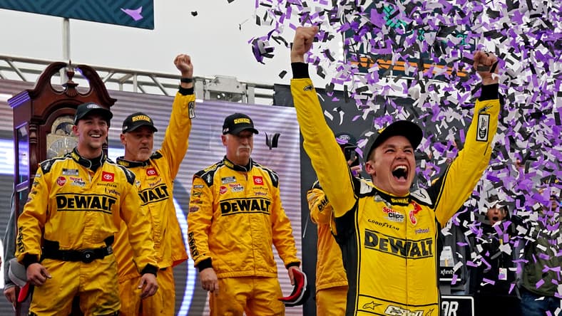NASCAR: Xfinity 500
