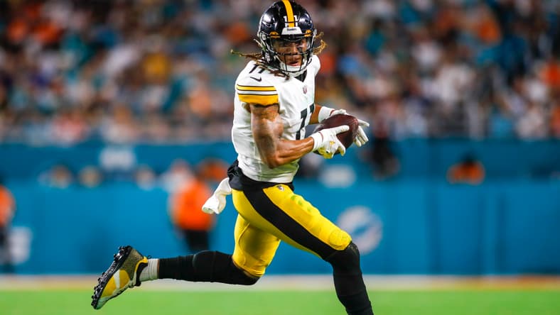 NFL: Pittsburgh Steelers at Miami Dolphins
