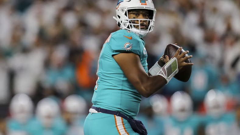 tua tagovailoa, miami dolphins