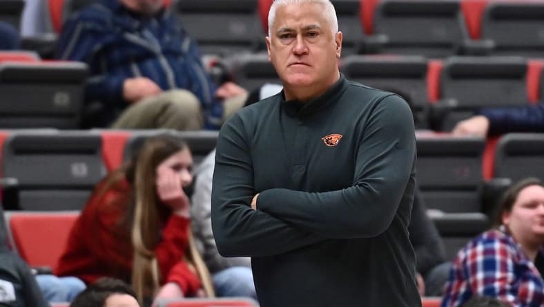 Mar 3, 2022; Pullman, Washington, USA; Oregon State Beavers head coach Wayne Tinkle looks on against the Washington State Cougars in the first half at Friel Court at Beasley Coliseum. Mandatory Credit: James Snook-USA TODAY Sports