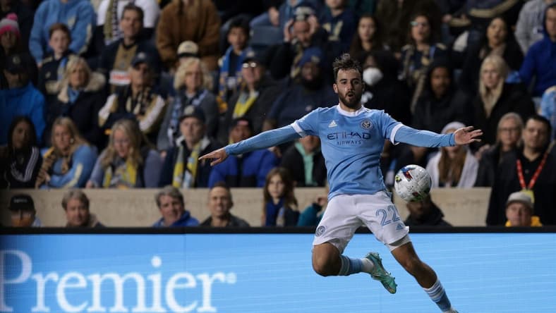 Oct 30, 2022; Philadelphia, Pennsylvania, USA; New York City forward Kevin O'Toole (22) blocks a ball against the Philadelphia Union in the second half for the conference finals for the Audi 2022 MLS Cup Playoffs. Mandatory Credit: Vincent Carchietta-USA TODAY Sports