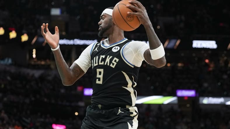 Nov 11, 2022; San Antonio, Texas, USA; Milwaukee Bucks forward Bobby Portis (9) rebounds in the first half against the San Antonio Spurs at the AT&T Center. Mandatory Credit: Daniel Dunn-USA TODAY Sports