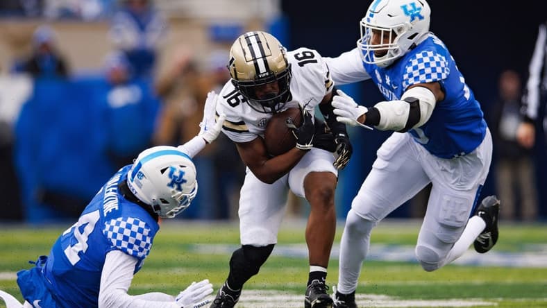 Nov 12, 2022; Lexington, Kentucky, USA; Vanderbilt Commodores wide receiver Jayden McGowan (16) carries the ball during the first quarter against the Kentucky Wildcats at Kroger Field. Mandatory Credit: Jordan Prather-USA TODAY Sports