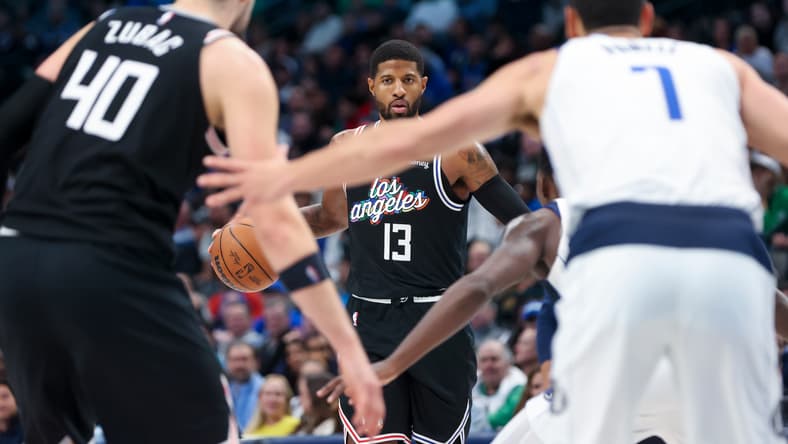 NBA: Los Angeles Clippers at Dallas Mavericks