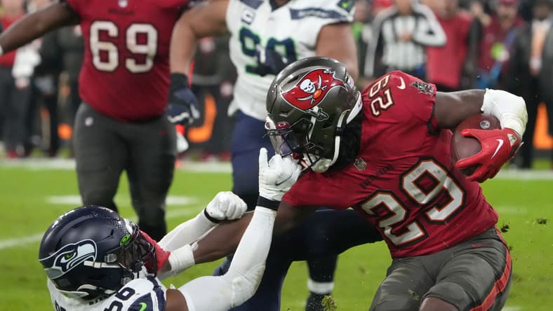 nfl rookies: rachaad white