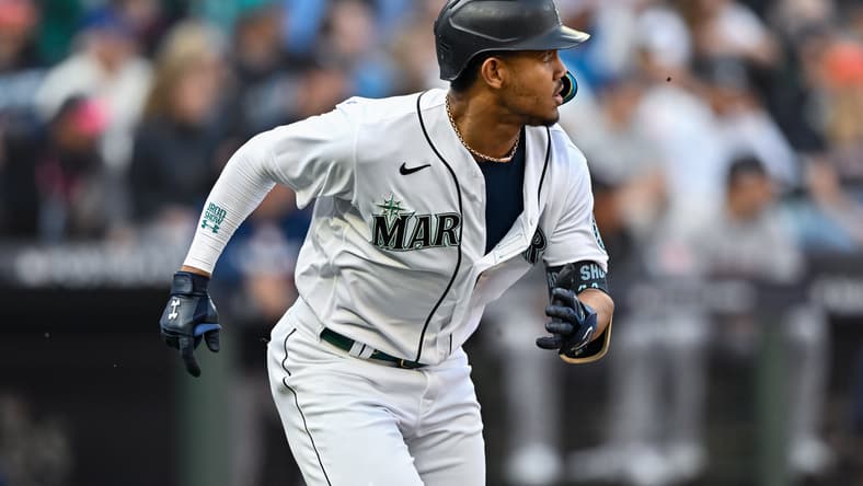 seattle mariners outfielder julio rodriguez