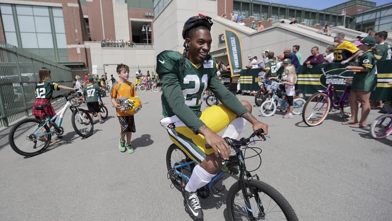 2016: Green Bay Packers free safety Ha Ha Clinton-Dix (21) smiles as he rides a bike to Green Bay Packers training camp  August 15, 2016.

2016 2