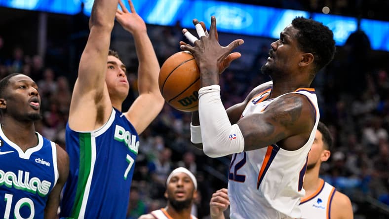 NBA: Phoenix Suns at Dallas Mavericks