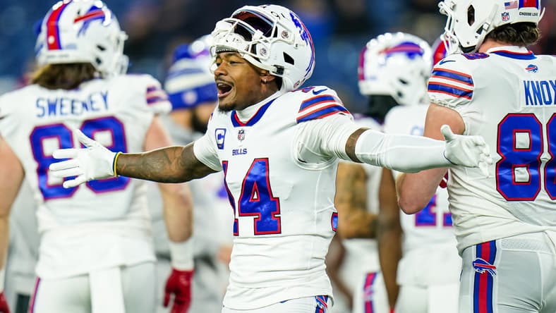 NFL: Buffalo Bills at New England Patriots