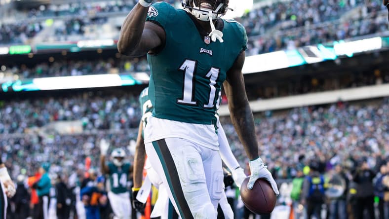 NFL: Tennessee Titans at Philadelphia Eagles