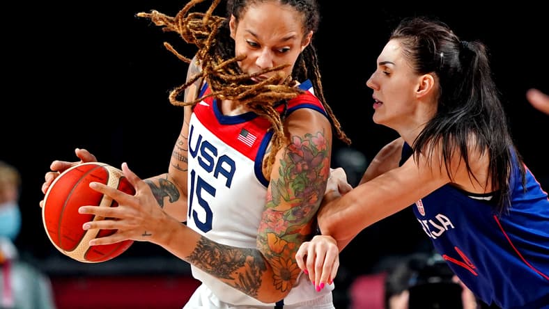 Olympics: Basketball-Women Semifinal - USA-SRB