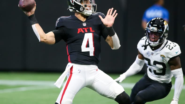 atlanta falcons qb desmond ridder
