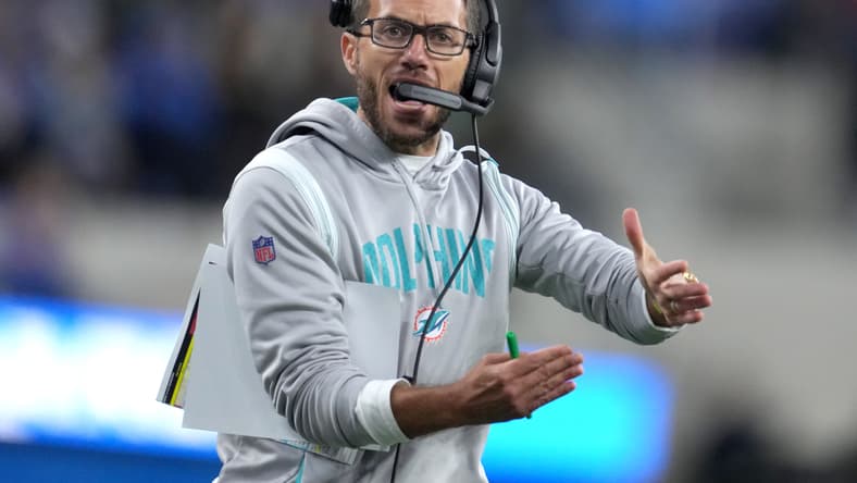 Miami Dolphins head coach Mike McDaniel