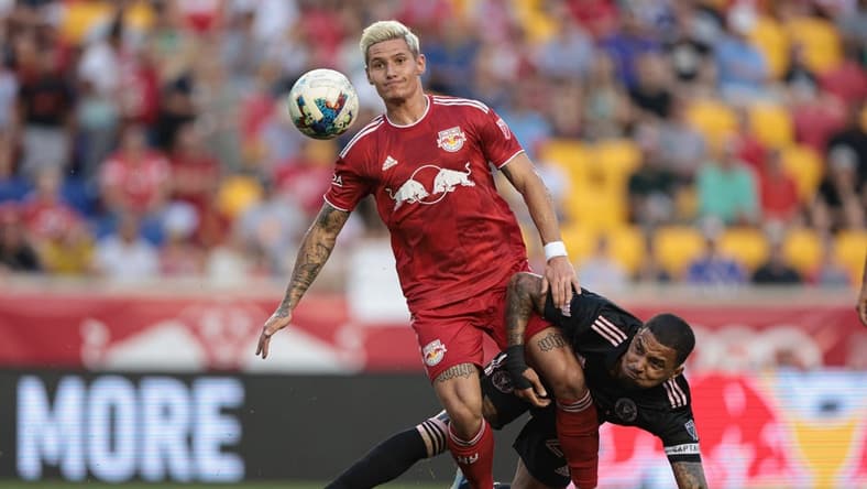 Aug 27, 2022; Harrison, New Jersey, USA; New York Red Bulls forward Patryk Klimala (9) battles for the ball with Inter Miami midfielder Gregore (26) during the first half at Red Bull Arena. Mandatory Credit: Vincent Carchietta-USA TODAY Sports