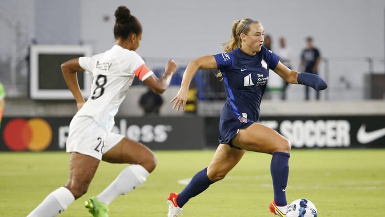 Sep 17, 2022; Washington, District of Columbia, USA; Washington Spirit forward Tara McKeown (9) dribbles the ball against New Jersey/New York Gotham FC in the first half at Audi Field. Mandatory Credit: Amber Searls-USA TODAY Sports