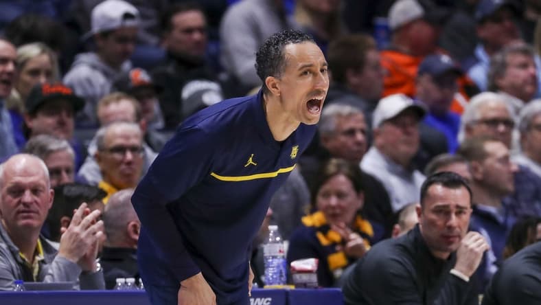 Jan 15, 2023; Cincinnati, Ohio, USA; Marquette Golden Eagles head coach Shaka Smart yells to his team during the first half against the Xavier Musketeers at Cintas Center. Mandatory Credit: Katie Stratman-USA TODAY Sports
