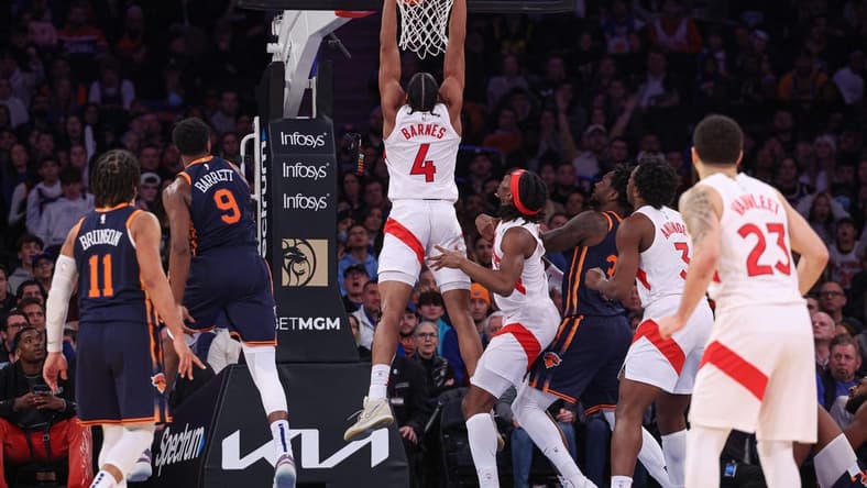 Jan 16, 2023; New York, New York, USA; Toronto Raptors forward Scottie Barnes (4) dunks the ball during overtime
against the New York Knicks at Madison Square Garden. Mandatory Credit: Vincent Carchietta-USA TODAY Sports