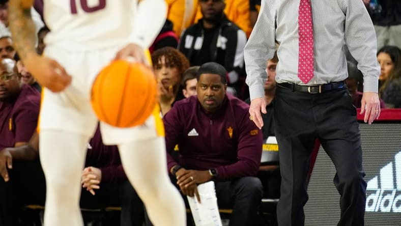ASU head coach Bobby Hurley yells to guard Frankie Collins (10) during a game against UCLA at Desert Financial Arena in Tempe on Jan. 19, 2023.
Basketball Ucla Asu Ucla At Arizona State