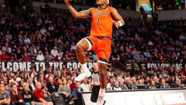 Jan 21, 2023; Columbia, South Carolina, USA; Auburn Tigers guard Wendell Green Jr. (1) drives for a layup against the South Carolina Gamecocks in the second half at Colonial Life Arena. Mandatory Credit: Jeff Blake-USA TODAY Sports