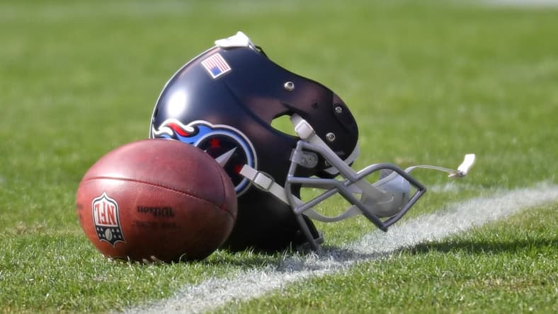 NFL: Tennessee Titans at Philadelphia Eagles