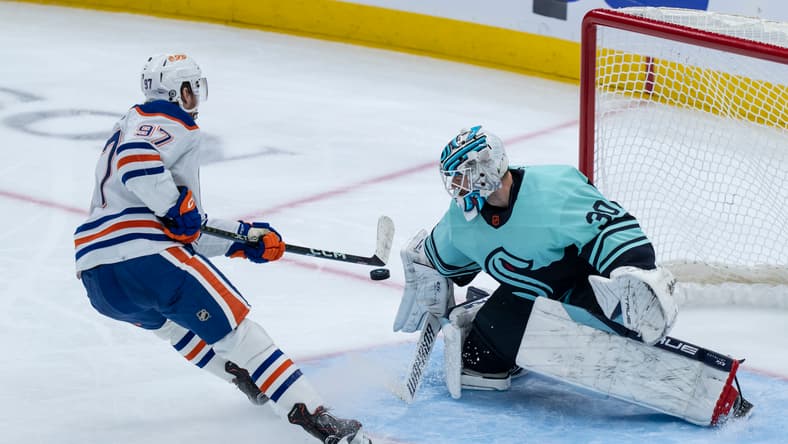 connor mcdavid tracker