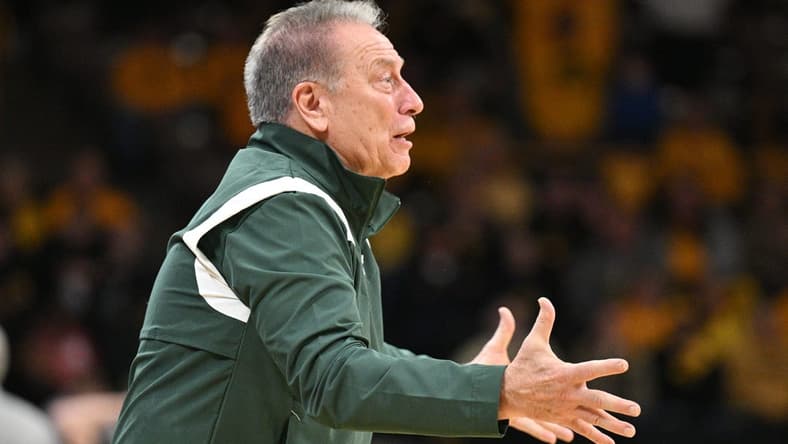 Feb 25, 2023; Iowa City, Iowa, USA; Michigan State Spartans head coach Tom Izzo reacts late during the second half against the Iowa Hawkeyes at Carver-Hawkeye Arena. Mandatory Credit: Jeffrey Becker-USA TODAY Sports
