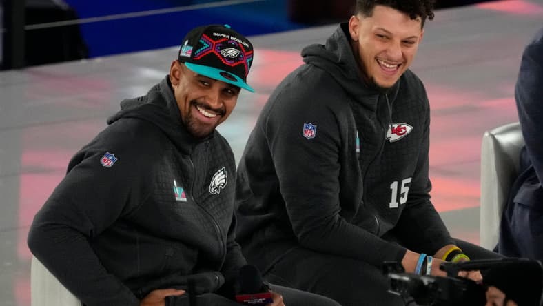 jalen hurts, patrick mahomes