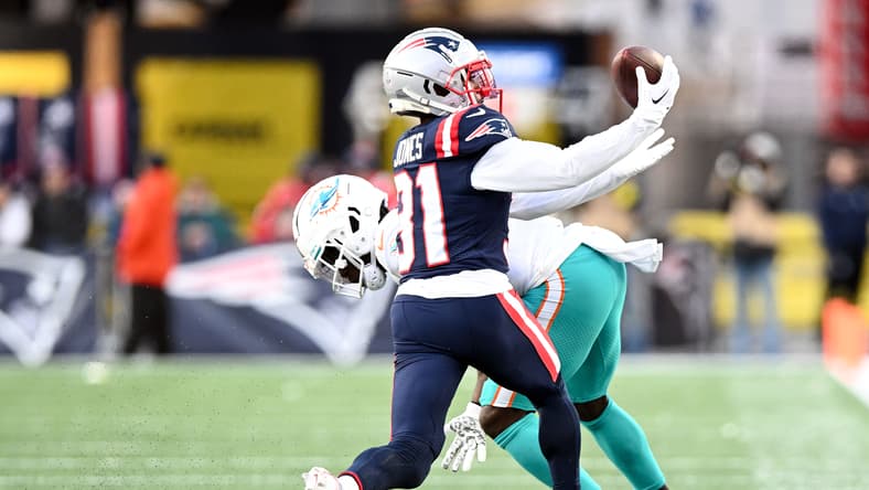 nfl free agency: jonathan jones