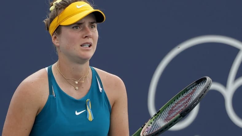 Mar 24, 2022; Miami Gardens, FL, USA; Elina Svitolina (UKR) prepares to receive serve against Heather Watson (GBR) (not pictured) in a second round women's singles match in the Miami Open at Hard Rock Stadium. Mandatory Credit: Geoff Burke-USA TODAY Sports