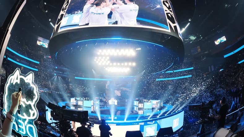 Nov 5, 2022; San Francisco, California, USA; DRX players hold up the Summoner's Cup Worlds 2022 trophy after the win against T1 in the League of Legends World Championships at Chase Center. Mandatory Credit: Kelley L Cox-USA TODAY Sports