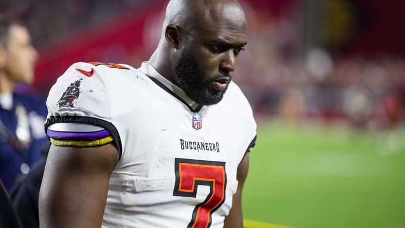 Dec 25, 2022; Glendale, Arizona, USA; Tampa Bay Buccaneers running back Leonard Fournette (7) against the Arizona Cardinals at State Farm Stadium. Mandatory Credit: Mark J. Rebilas-USA TODAY Sports