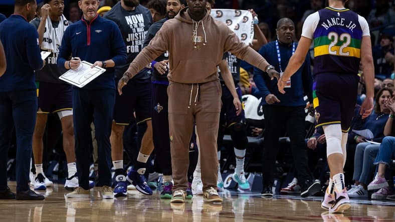 Jan 18, 2023; New Orleans, Louisiana, USA; New Orleans Pelicans forward Zion Williamson (1) meets his teammates during a time out against the Miami Heat during the first half at Smoothie King Center. Mandatory Credit: Stephen Lew-USA TODAY Sports