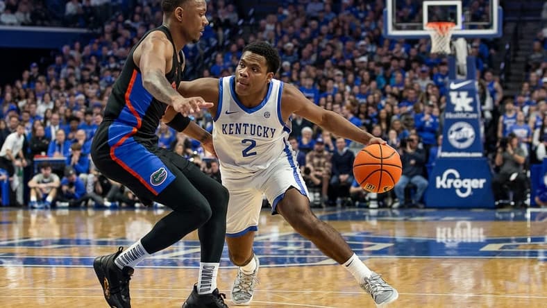 Kentucky guard Sahvir Wheeler (2) looked for some room to drive as the Wildcats faced off against Florida in Rupp Arena on Saturday evening. Kentucky defeated Florida 72-67. Feb. 4, 2023
Jf Uk Fla Aj6t4152