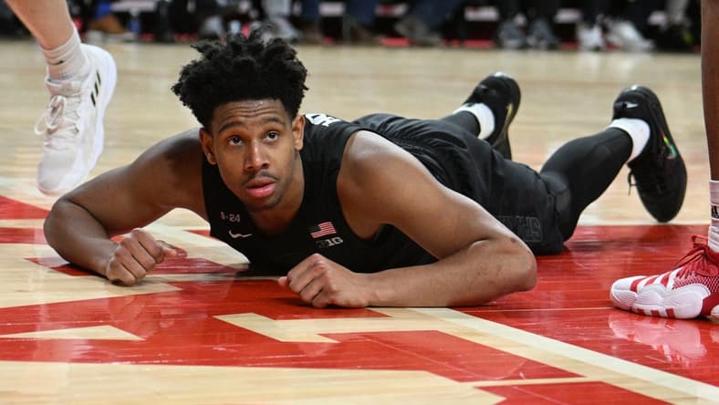Feb 28, 2023; Lincoln, Nebraska, USA; Michigan State Spartans guard A.J. Hoggard (11) looks up for a call during the game against the Nebraska Cornhuskers in the second half at Pinnacle Bank Arena. Mandatory Credit: Steven Branscombe-USA TODAY Sports