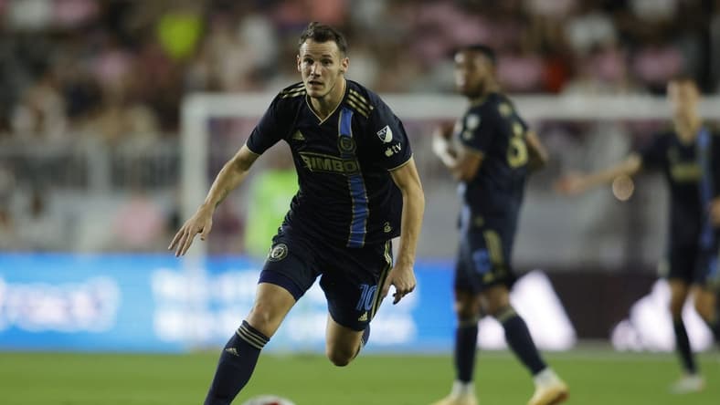 Mar 4, 2023; Fort Lauderdale, Florida, USA;  Philadelphia Union midfielder Daniel Gazdag (10) controls the ball in the first half against the Inter Miami CF at DRV PNK Stadium. Mandatory Credit: Sam Navarro-USA TODAY Sports