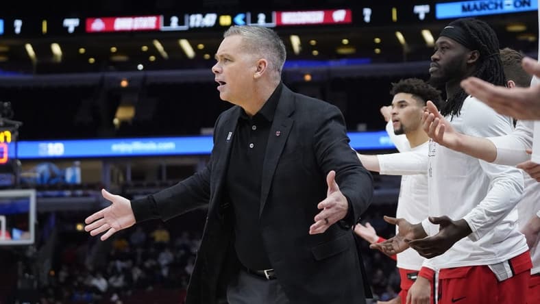 Mar 8, 2023; Chicago, IL, USA; Ohio State Buckeyes head coach Chris Holtmann gestures during the first half at United Center. Mandatory Credit: David Banks-USA TODAY Sports