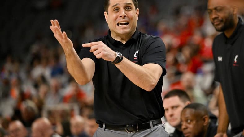 Mar 11, 2023; Fort Worth, TX, USA; Cincinnati Bearcats head coach Wes Miller motions to the referees during the first half against the Houston Cougars at Dickies Arena. Mandatory Credit: Jerome Miron-USA TODAY Sports
