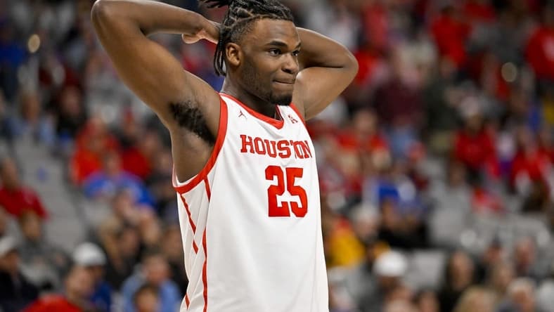 Mar 12, 2023; Fort Worth, TX, USA; Houston Cougars forward Jarace Walker (25) reacts to a foul call during the second half against the Memphis Tigers at Dickies Arena. Mandatory Credit: Jerome Miron-USA TODAY Sports