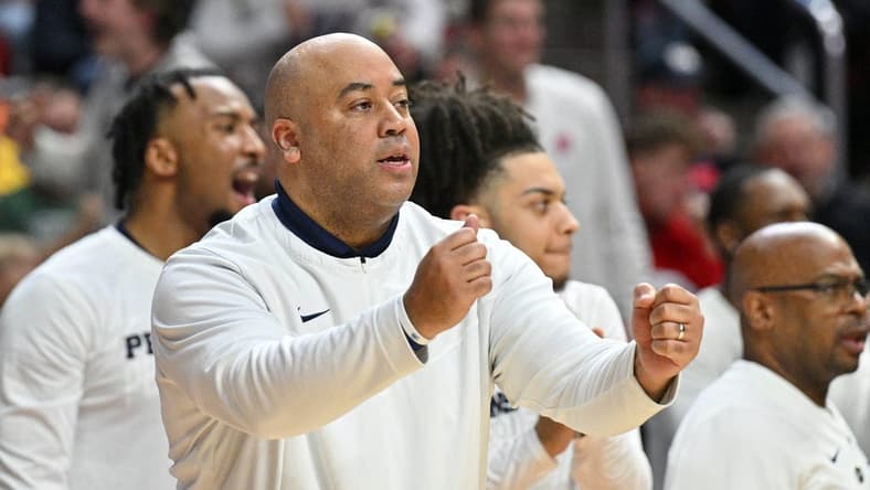 Mar 16, 2023; Des Moines, IA, USA; Penn State Nittany Lions head coach Micah Shrewsberry instructs his team against the Texas A&M Aggies during the first half at Wells Fargo Arena. Mandatory Credit: Jeffrey Becker-USA TODAY Sports