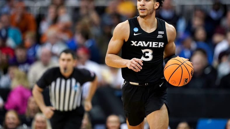 Xavier Musketeers guard Colby Jones (3) brings the ball upcourt during the first half of a Sweet 16 college basketball game between the Xavier Musketeers and the Texas Longhorns in the Midwest Regional of the NCAA Tournament, Friday, March 24, 2023, at T-Mobile Center in Kansas City, Mo.
Ncaa Xavier Texas Ncaa Sweet 16 March 24 0243