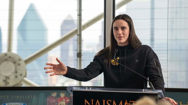 Caitlin Clark wins the 2023 Jersey Mike  s Naismith Trophy in Dallas, Texas, Wednesday, March 29, 2023.

Clark1 Jpg