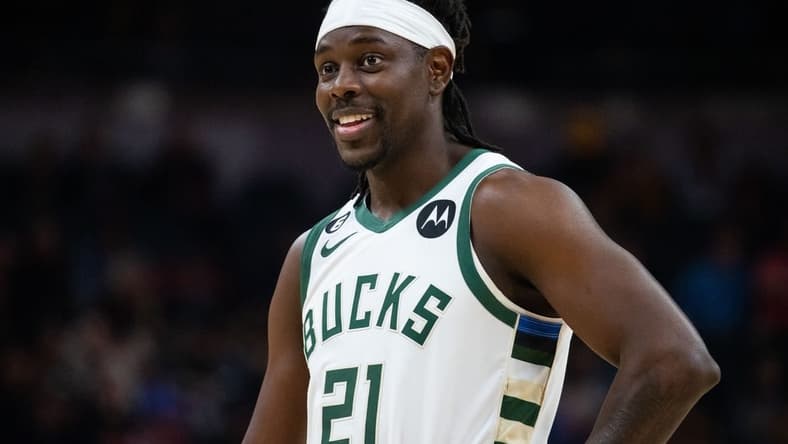 Mar 29, 2023; Indianapolis, Indiana, USA;Milwaukee Bucks guard Jrue Holiday (21) in the first quarter against the Indiana Pacers at Gainbridge Fieldhouse. Mandatory Credit: Trevor Ruszkowski-USA TODAY Sports