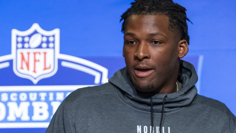 los angeles rams draft targets: keeanu benton