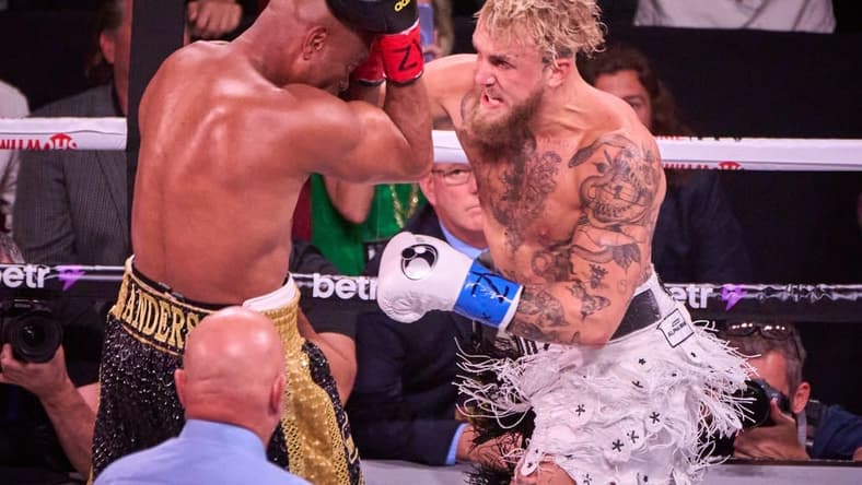 Jake Paul throws a punch at Anderson Silva during their match at Desert Diamond Arena in Glendale, on Saturday, Oct. 29, 2022.

Jake Paul V Anderson Silva