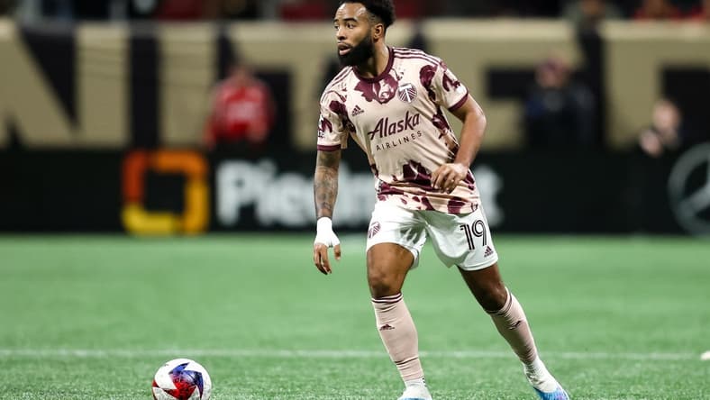 Mar 18, 2023; Atlanta, Georgia, USA; Portland Timbers midfielder Eryk Williamson (19) looks to pass the ball during the second half against the Atlanta United at Mercedes-Benz Stadium. Mandatory Credit: Brett Davis-USA TODAY Sports