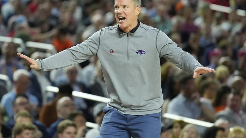 Apr 1, 2023; Houston, TX, USA; Florida Atlantic Owls head coach Dusty May reacts against the San Diego State Aztecs in the semifinals of the Final Four of the 2023 NCAA Tournament at NRG Stadium. Mandatory Credit: Robert Deutsch-USA TODAY Sports