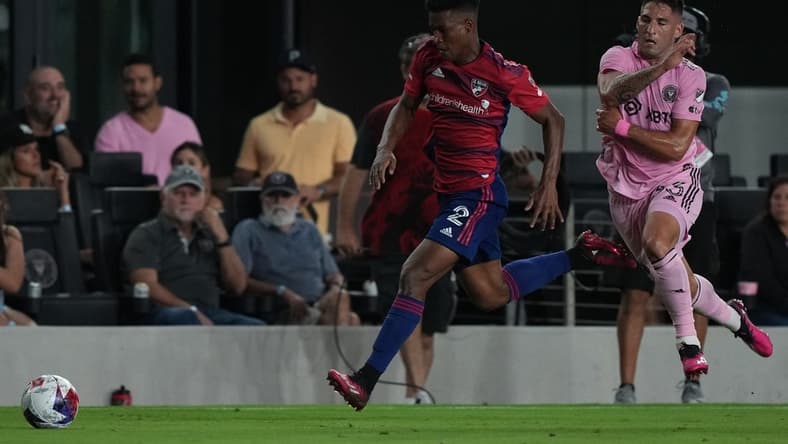 Apr 8, 2023; Fort Lauderdale, Florida, USA;  FC Dallas defender Geovane Jesus (2) runs with the ball during the first half at DRV PNK Stadium. Mandatory Credit: Eric Espada-USA TODAY Sports