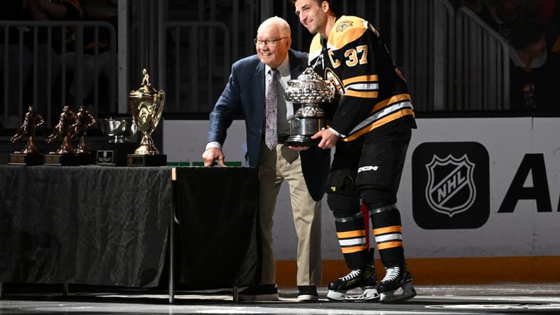 NHL: Columbus Blue Jackets at Boston Bruins